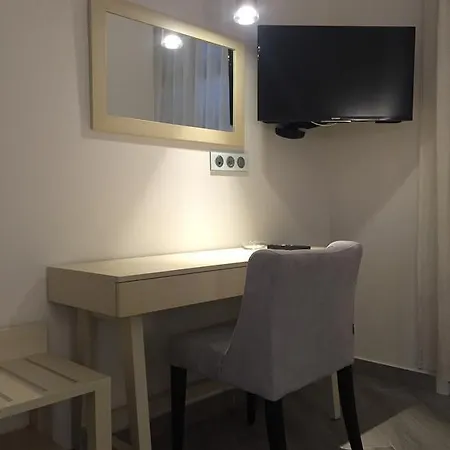 ゲストハウス Klities Polýgyros